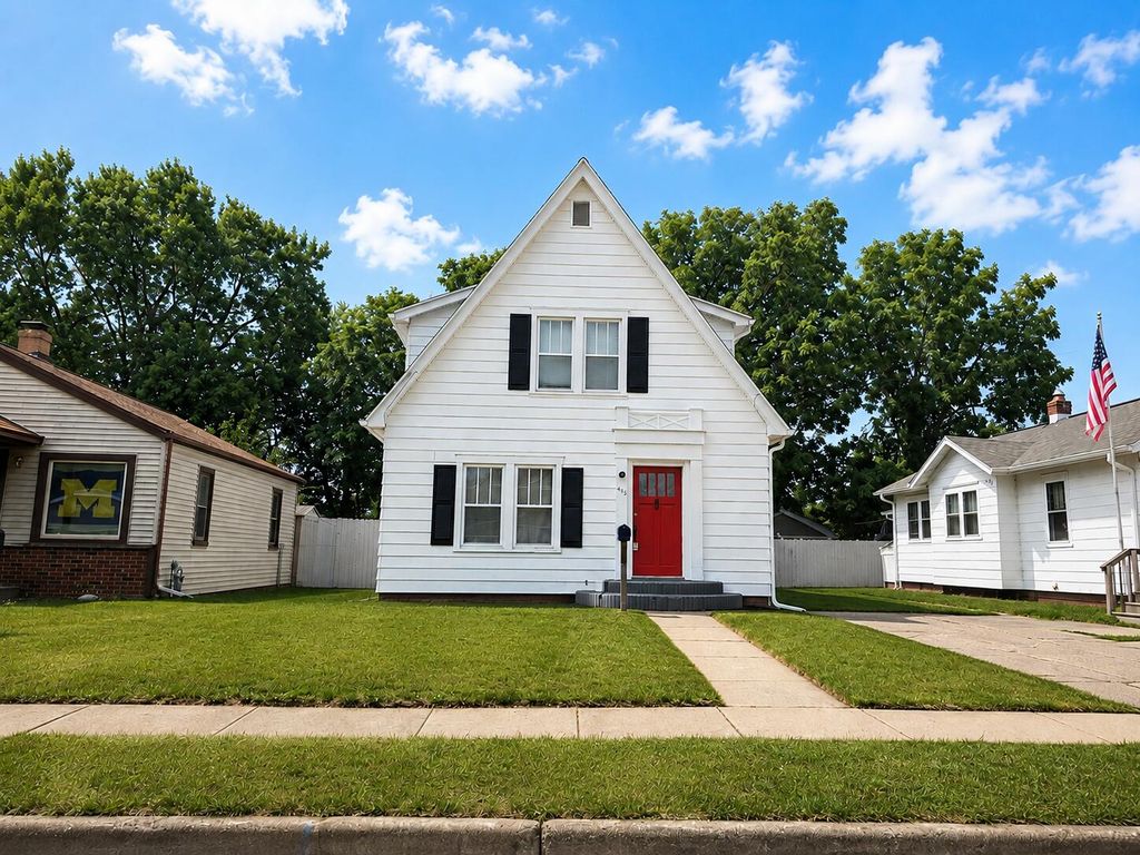 415 Surby Avenue, Battle Creek City, MI 49015