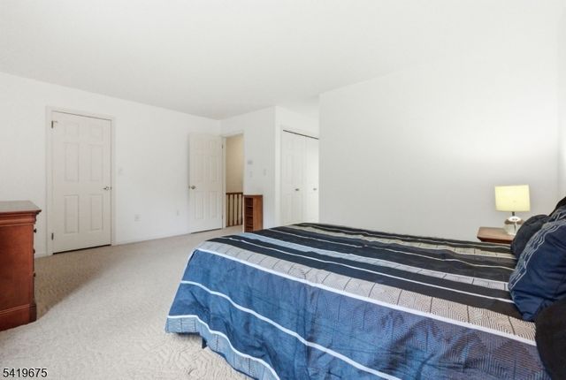 29 Oriole Dr, Allamuchy Twp., NJ 07840