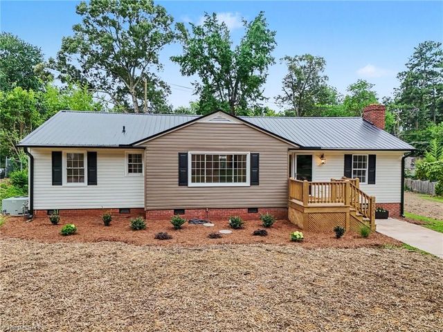 2309 Fernwood Drive, Greensboro, NC 27408