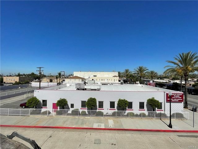 901 W Whittier, Montebello, CA 90640