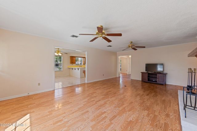 100 Papwood Circle, Lafayette, LA 70503