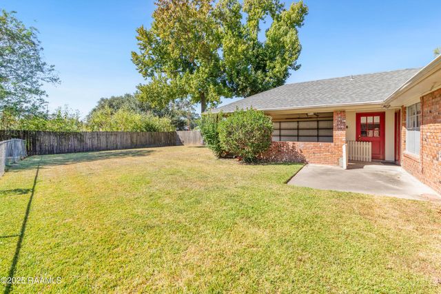 100 Papwood Circle, Lafayette, LA 70503
