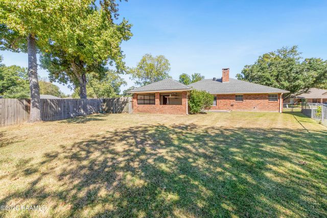 100 Papwood Circle, Lafayette, LA 70503