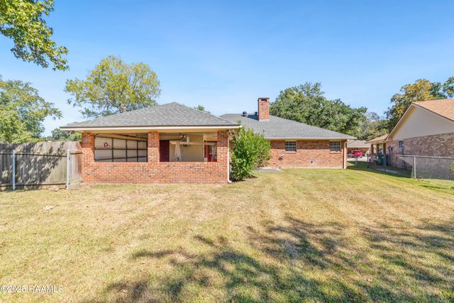 100 Papwood Circle, Lafayette, LA 70503