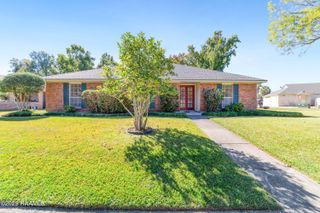 100 Papwood Circle, Lafayette, LA 70503