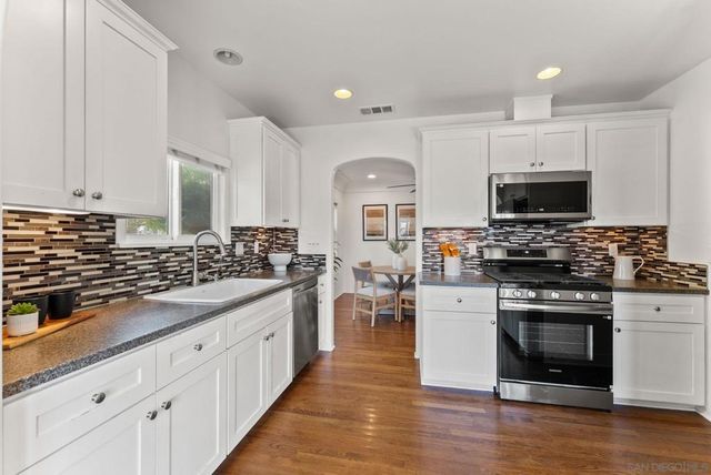 64 Sydney Place, San Diego, CA 92116