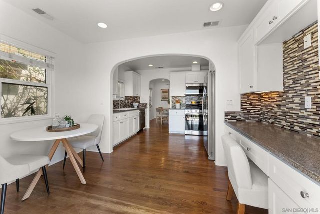 64 Sydney Place, San Diego, CA 92116