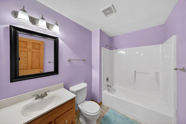 605 Willers Court, Lake City, MN 55041