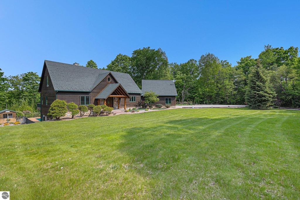 Image 12 of property listing at 5575 M 72, Williamsburg, MI 49690