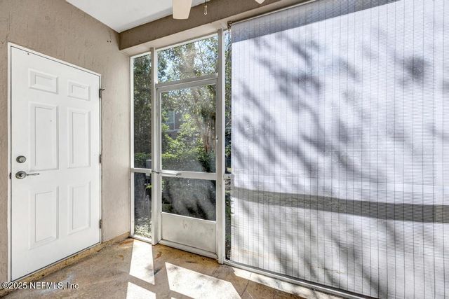 8120 SUMMER GATE Court, Jacksonville, FL 32256