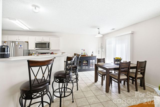 2260 Wexford Way, Statesville, NC 28625