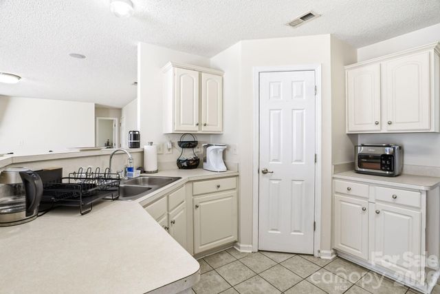 2260 Wexford Way, Statesville, NC 28625