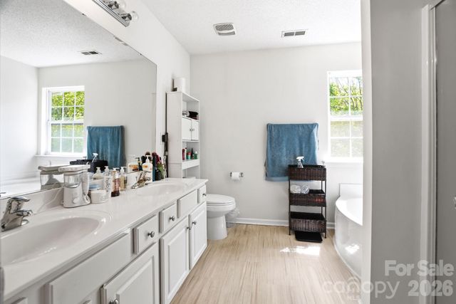 2260 Wexford Way, Statesville, NC 28625