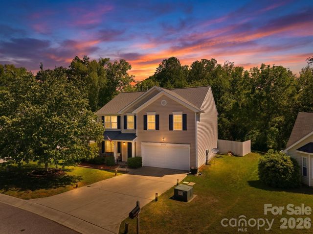 2260 Wexford Way, Statesville, NC 28625