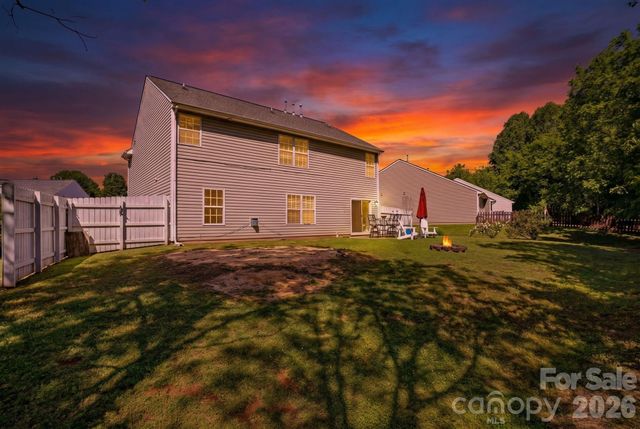 2260 Wexford Way, Statesville, NC 28625