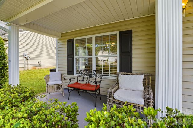 2260 Wexford Way, Statesville, NC 28625