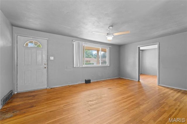 1805 Claudine Drive, St Louis, MO 63138