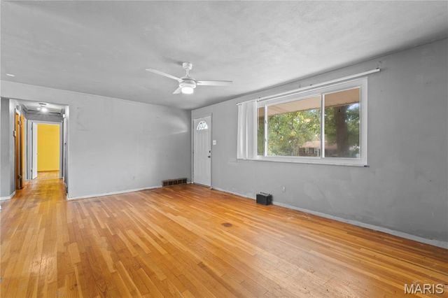 1805 Claudine Drive, St Louis, MO 63138