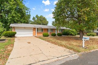 1805 Claudine Drive, St Louis, MO 63138