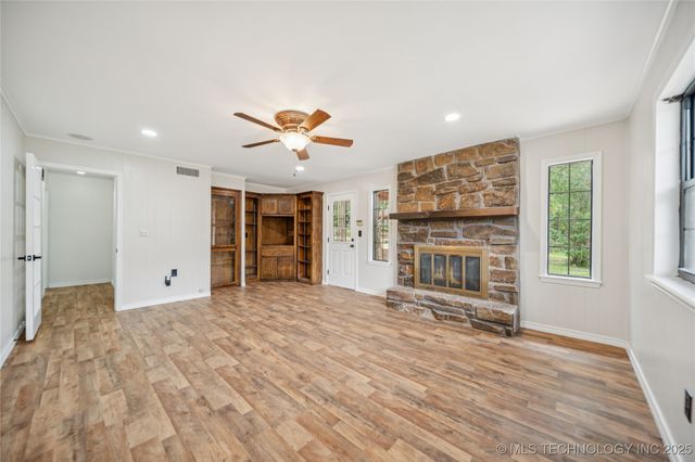 2398 Scrub Oak Road, Sand Springs, OK 74063