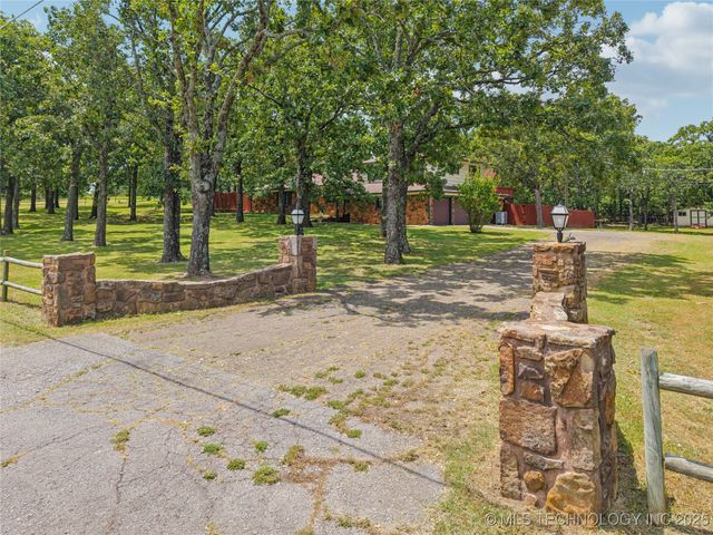 2398 Scrub Oak Road, Sand Springs, OK 74063