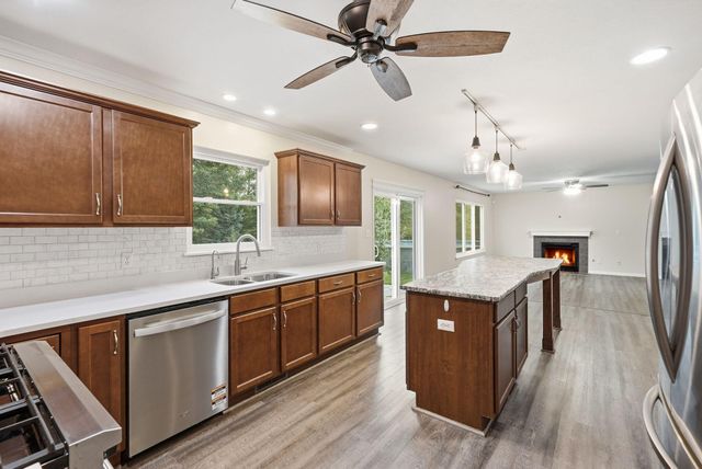 13984 Empress Lane, Dyer, IN 46311