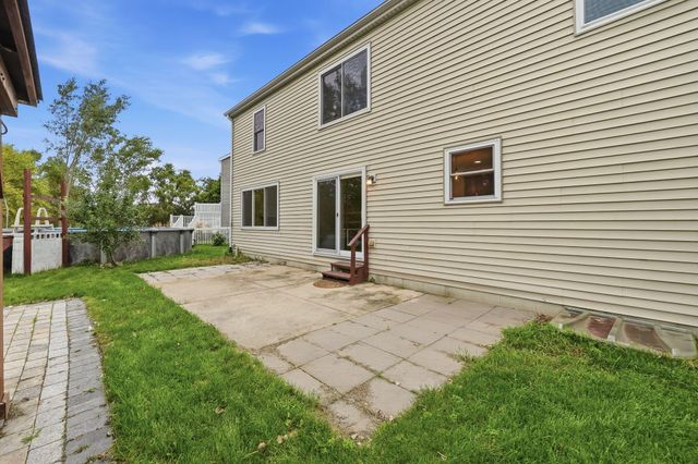13984 Empress Lane, Dyer, IN 46311