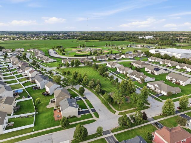 13984 Empress Lane, Dyer, IN 46311