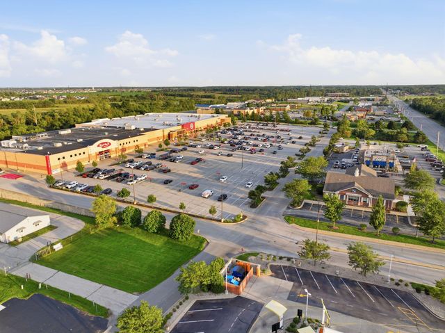 13984 Empress Lane, Dyer, IN 46311
