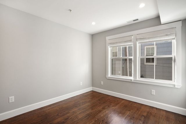 5 Atwood Sq 5, Boston, MA 02130