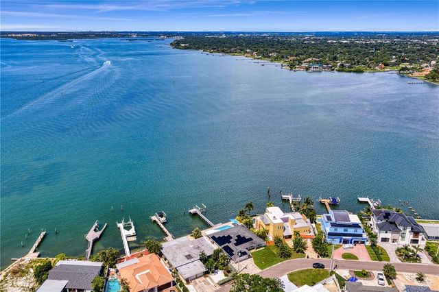 7989 CAUSEWAY BOULEVARD N, St Petersburg, FL 33707