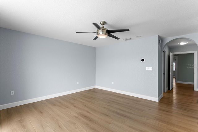 7989 CAUSEWAY BOULEVARD N, St Petersburg, FL 33707