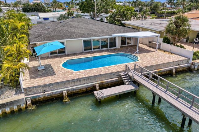 7989 CAUSEWAY BOULEVARD N, St Petersburg, FL 33707