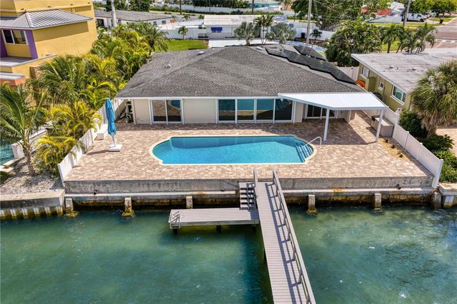 7989 CAUSEWAY BOULEVARD N, St Petersburg, FL 33707