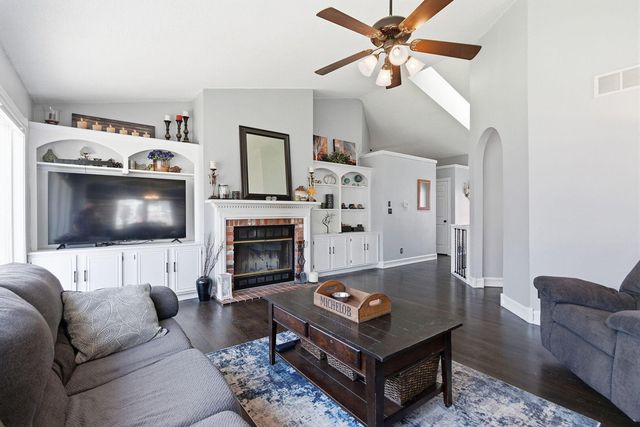 2602 CHAMBRAY RD, Columbia, MO 65203