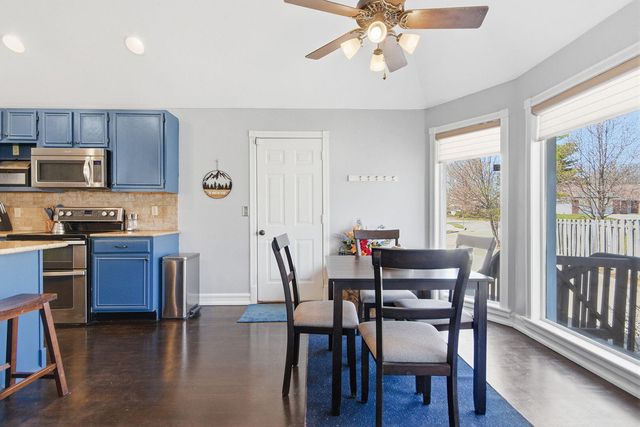 2602 CHAMBRAY RD, Columbia, MO 65203