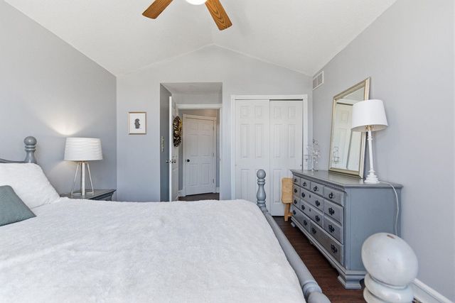 2602 CHAMBRAY RD, Columbia, MO 65203