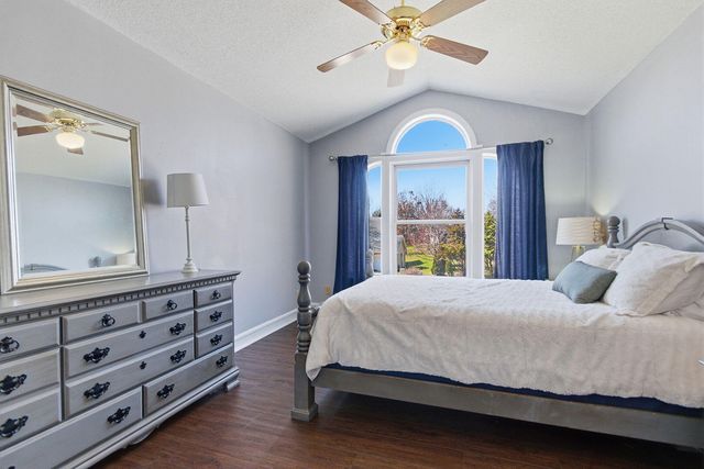 2602 CHAMBRAY RD, Columbia, MO 65203