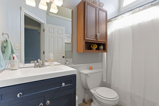 2602 CHAMBRAY RD, Columbia, MO 65203