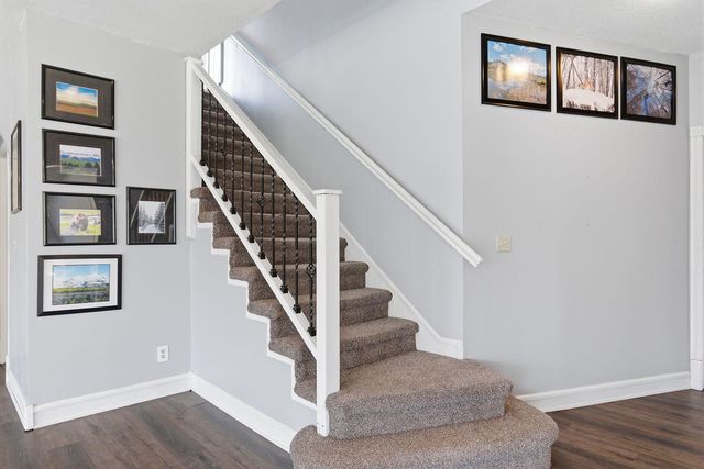 2602 CHAMBRAY RD, Columbia, MO 65203