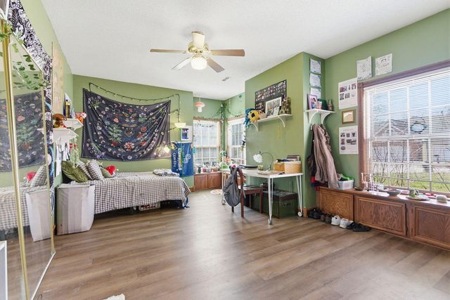 2602 CHAMBRAY RD, Columbia, MO 65203