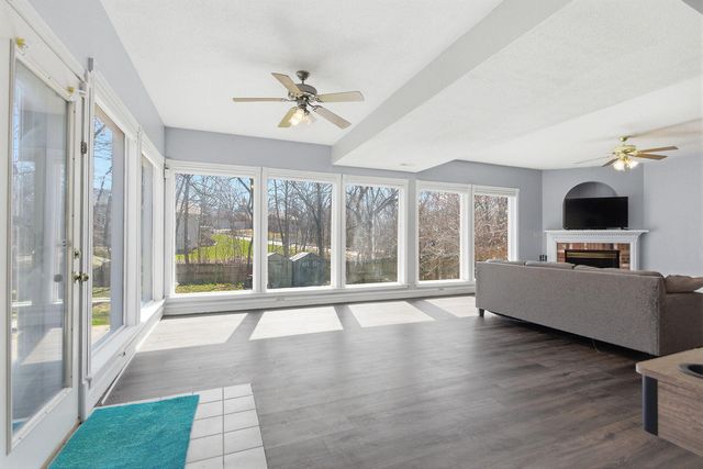 2602 CHAMBRAY RD, Columbia, MO 65203