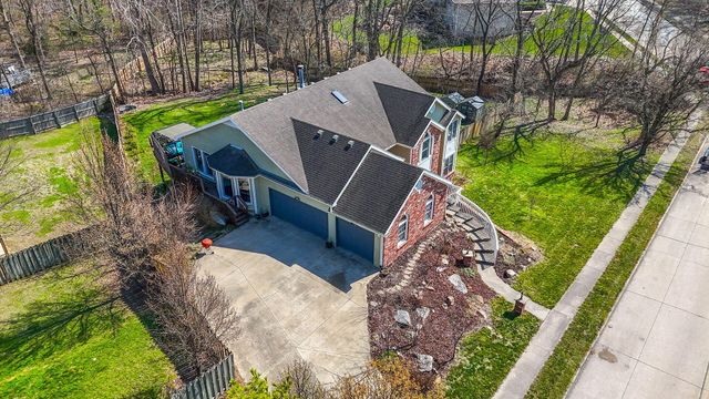 2602 CHAMBRAY RD, Columbia, MO 65203