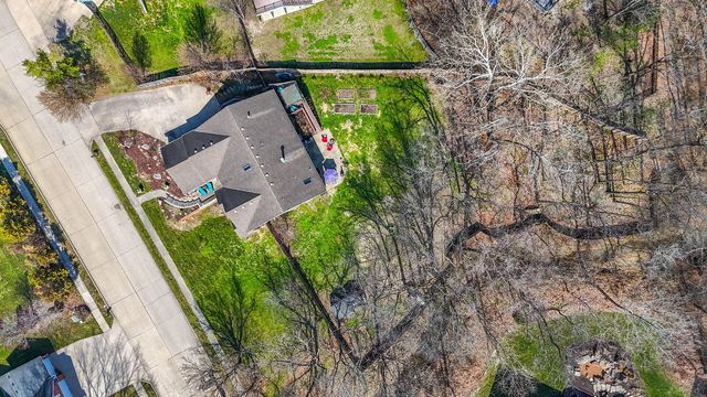 2602 CHAMBRAY RD, Columbia, MO 65203