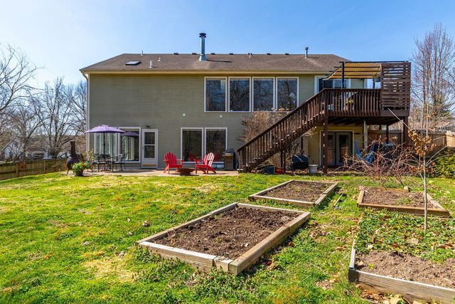 2602 CHAMBRAY RD, Columbia, MO 65203