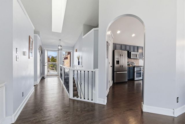 2602 CHAMBRAY RD, Columbia, MO 65203