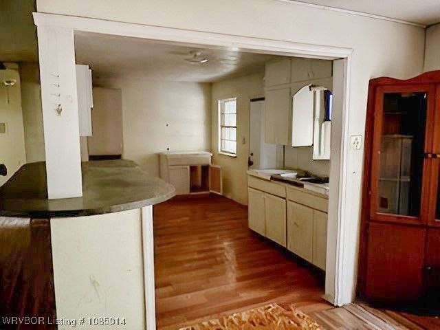 805 E 6th Street, Heavener, OK 74937