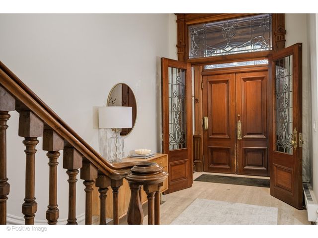 1434 N Dearborn Street, Chicago, IL 60610
