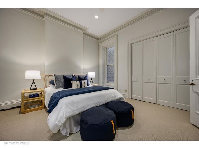 1434 N Dearborn Street, Chicago, IL 60610