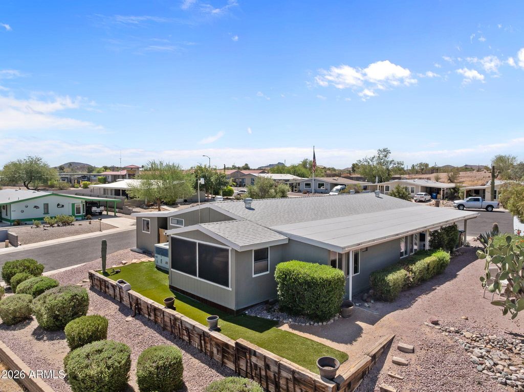 680 W SMOKETREE Street, Wickenburg, AZ 85390 — photo 5
